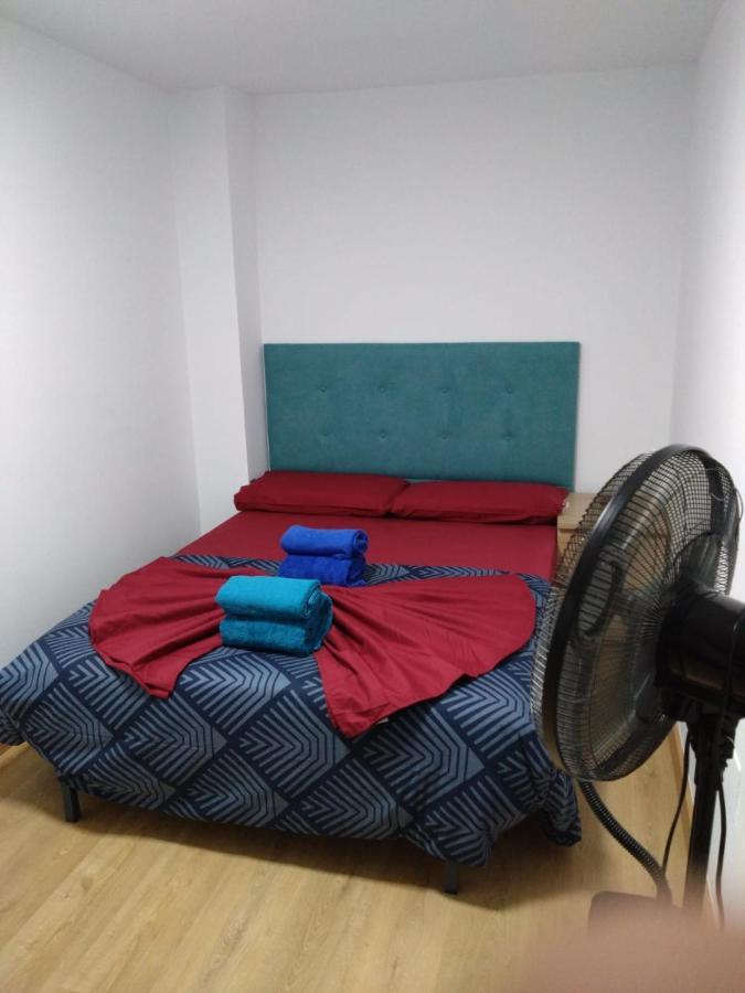 Room As A Service - El Mejor En El Centro De Малага Экстерьер фото