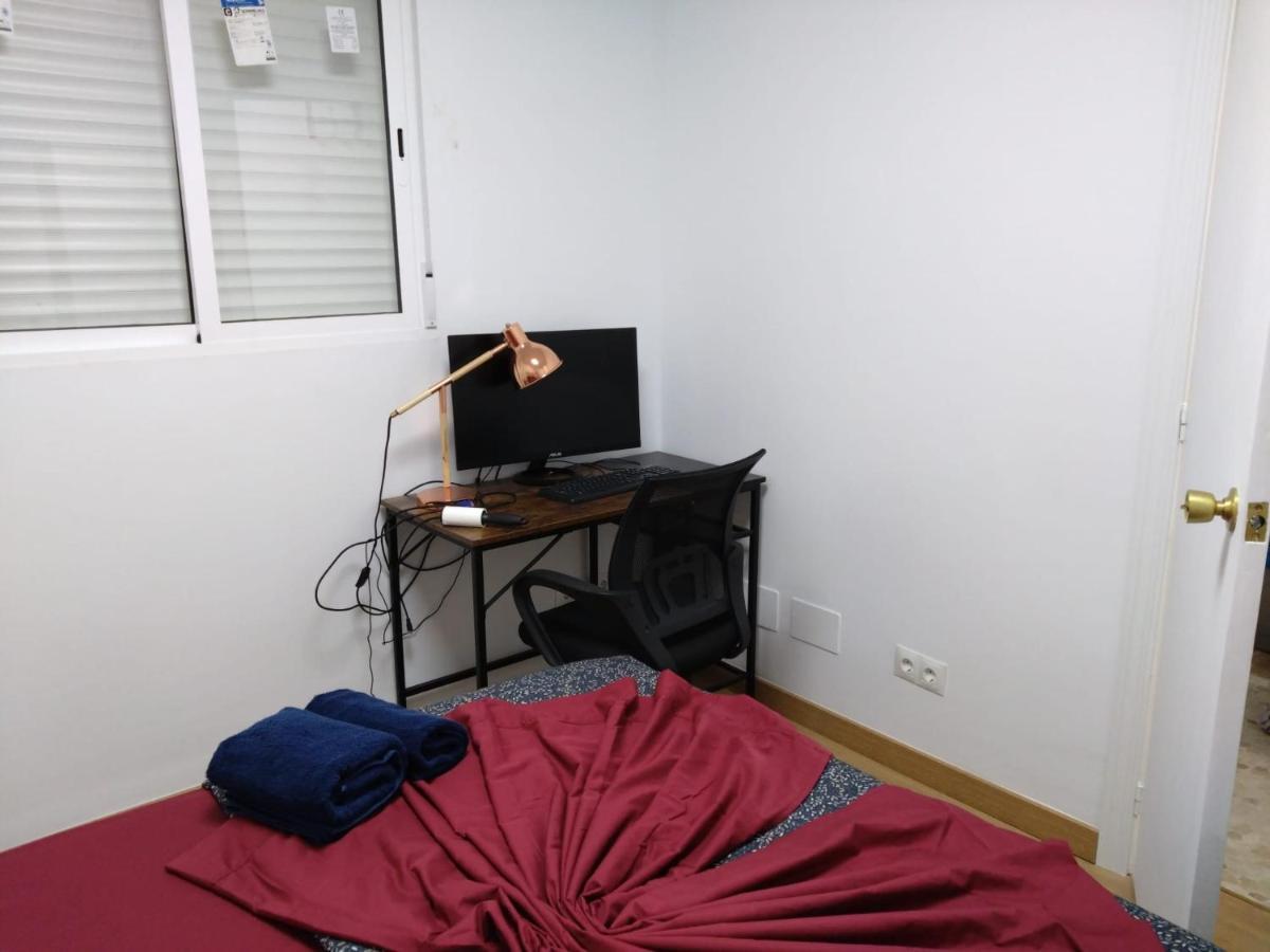 Room As A Service - El Mejor En El Centro De Малага Экстерьер фото